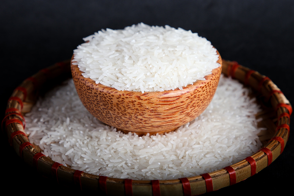 Gạo ST hạt dài, không có khoảng trắng đục dưới bụng gạo